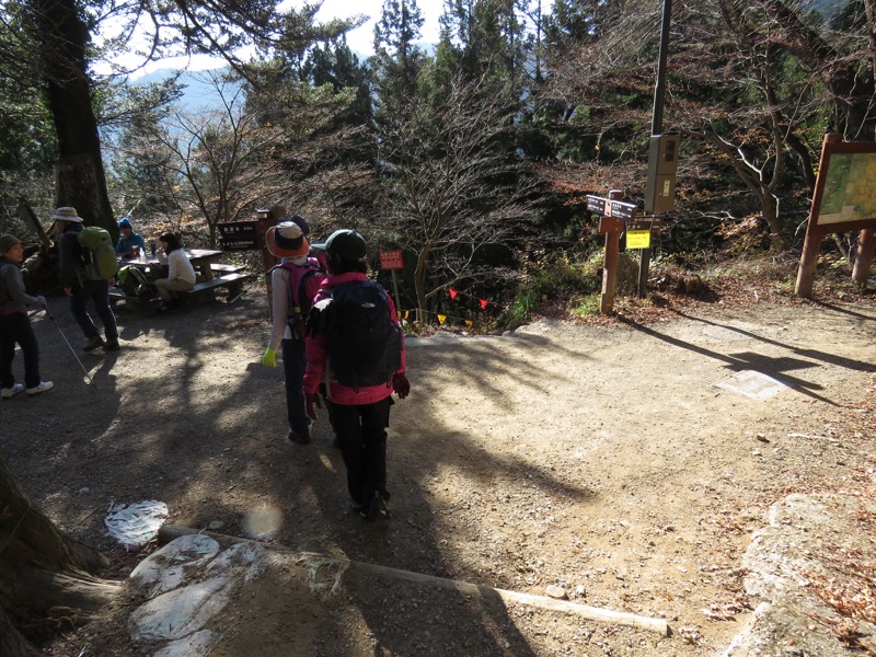 日の出山登山