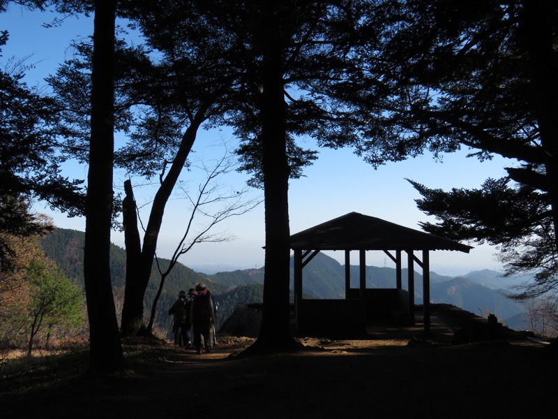 日の出山登山