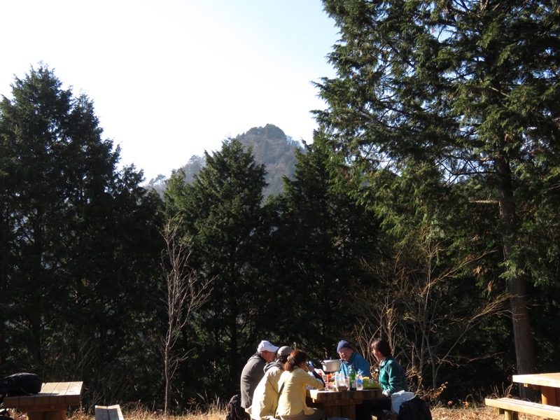 日の出山登山