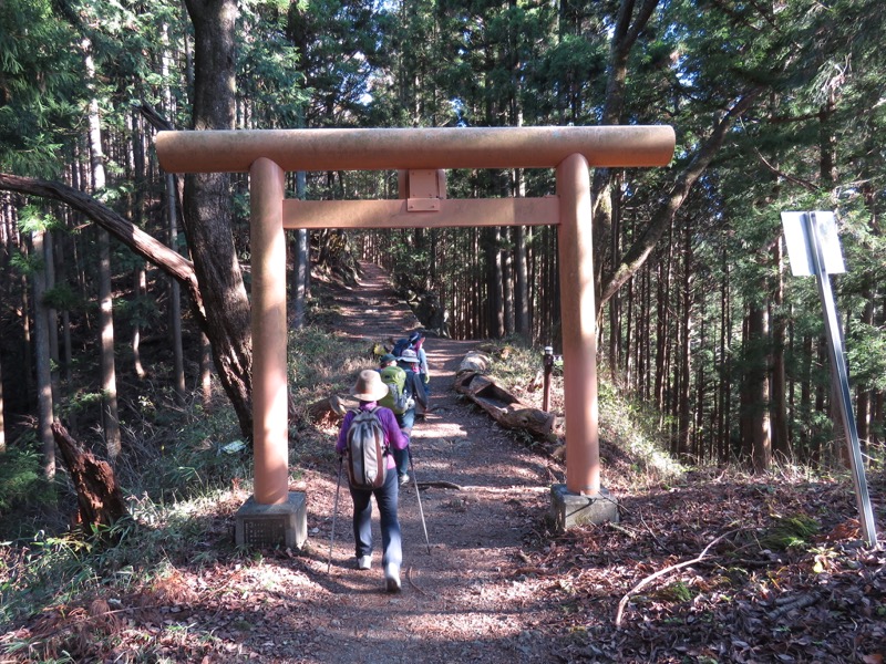 日の出山登山