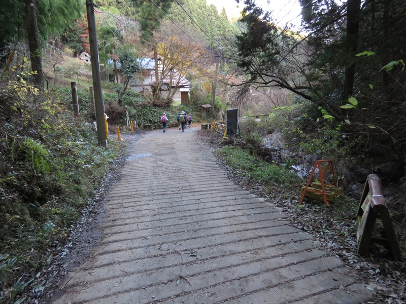 日の出山登山