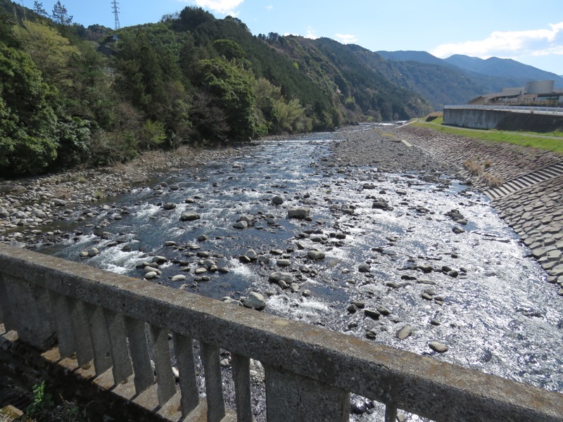 石垣山登山
