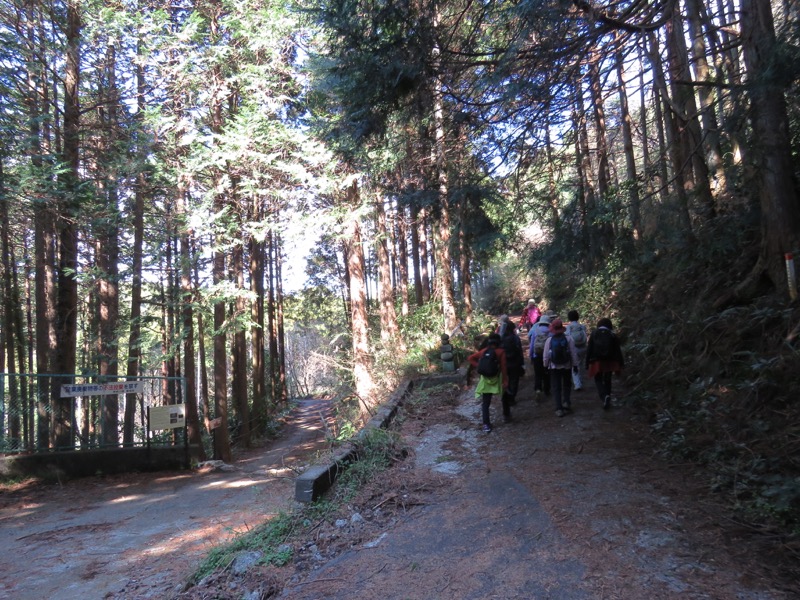石垣山登山