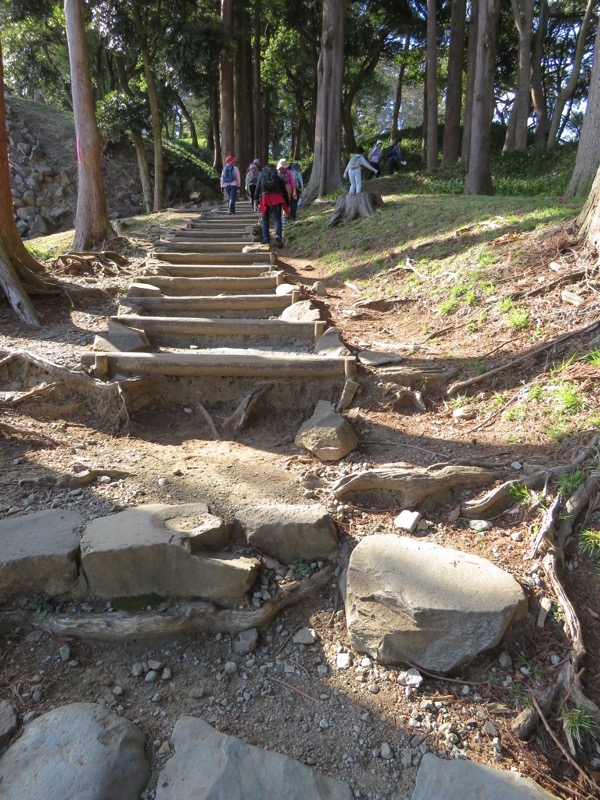 石垣山登山
