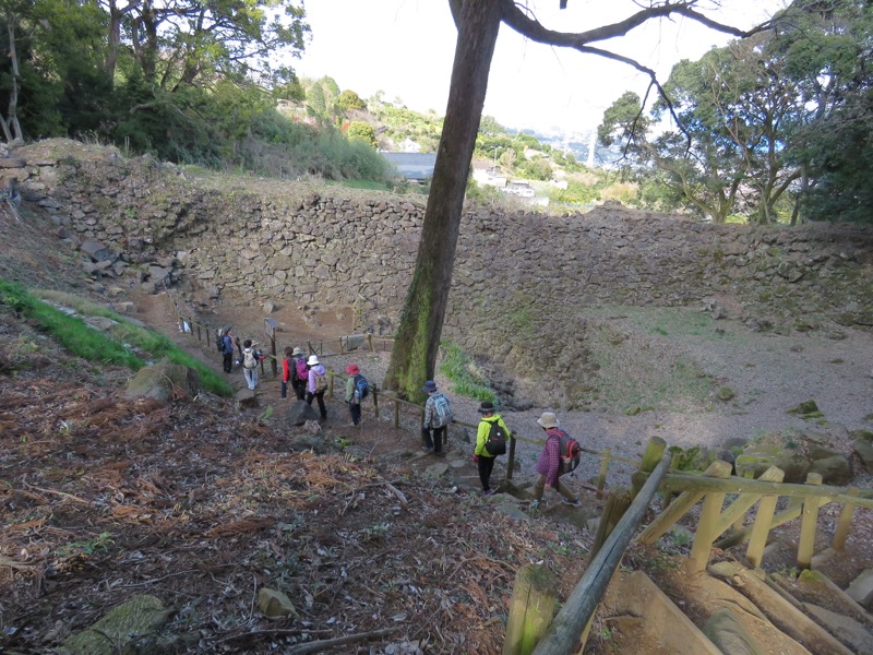 石垣山登山
