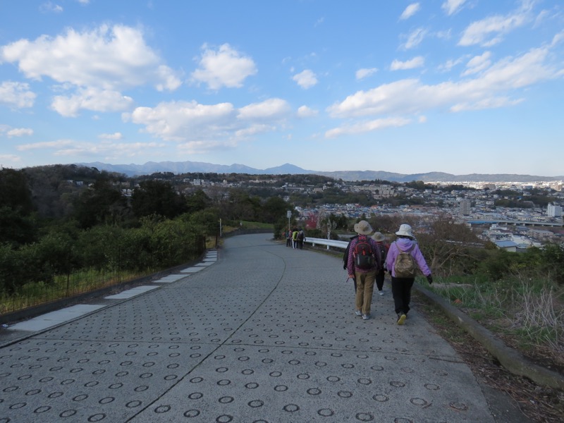 石垣山登山