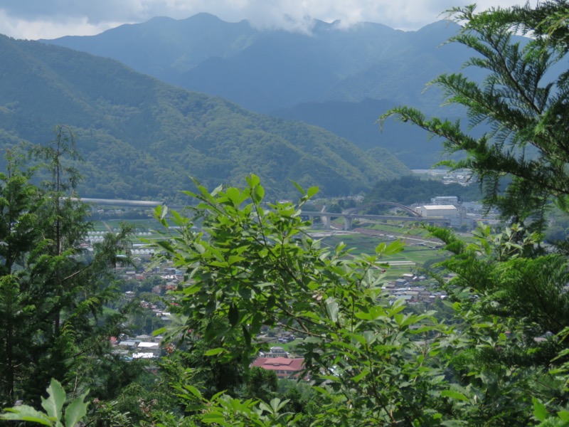 高川山