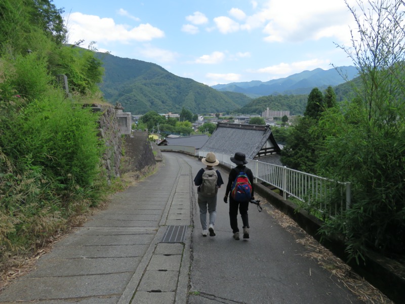 高川山
