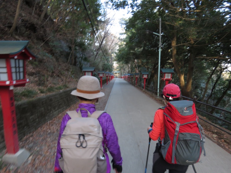 陣馬山、高尾山