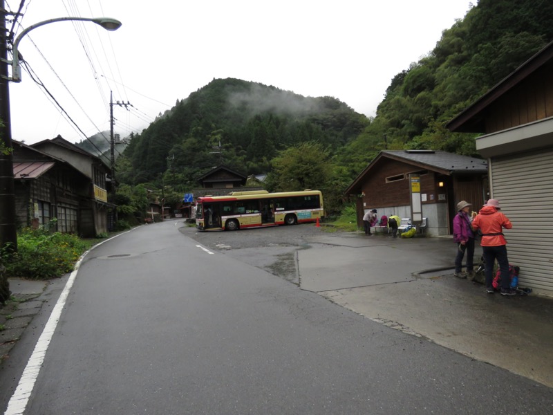 北高尾山稜