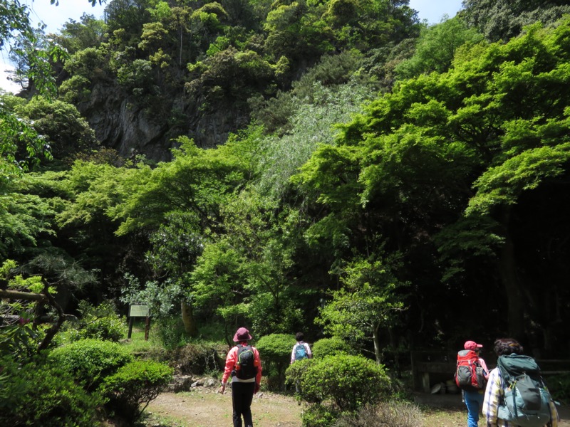 行道山　両崖山