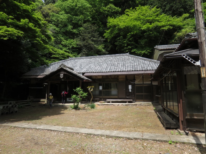 行道山　両崖山
