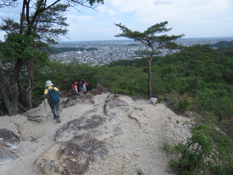 行道山　両崖山