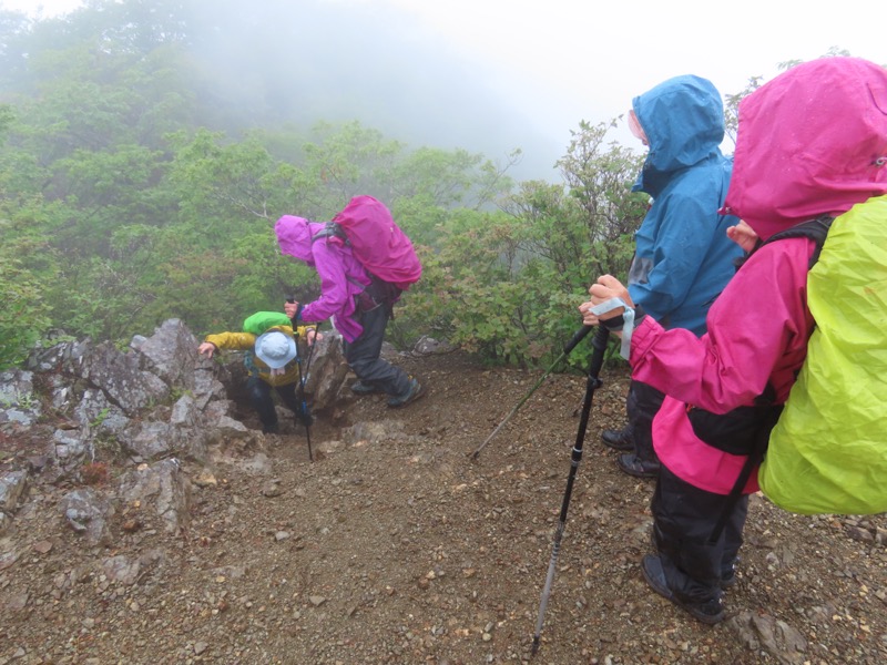 三ツ峠山〜清八山〜天下茶屋