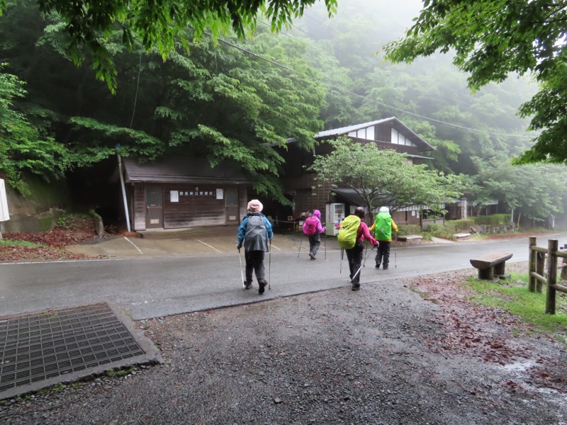 三ツ峠山〜清八山〜天下茶屋