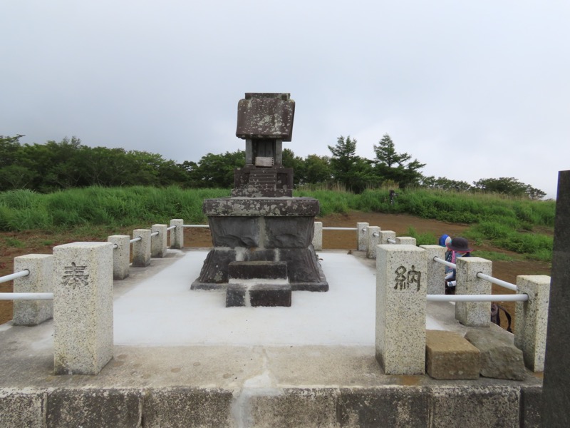 三国山、山中湖