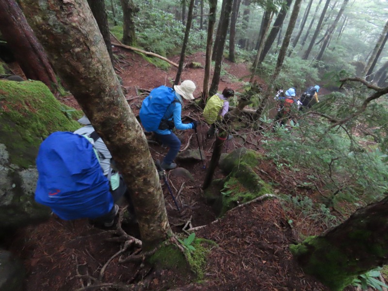 編笠山