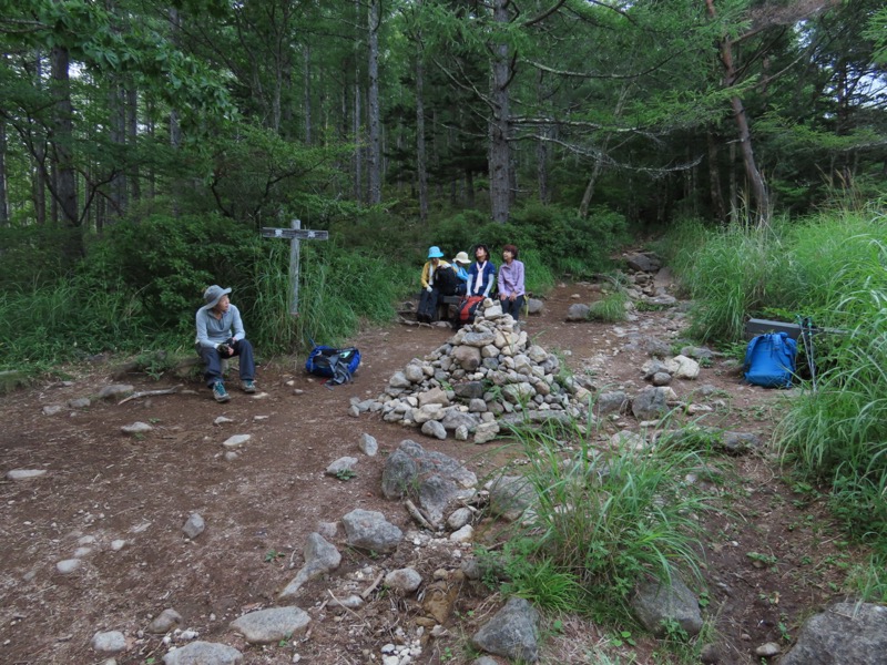 編笠山