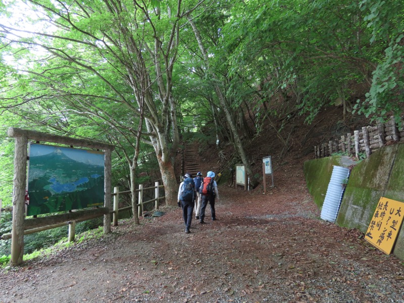 黒岳　御坂山