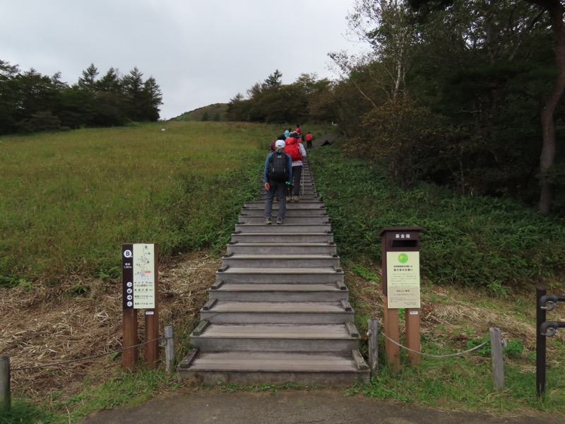 霧降高原　丸山