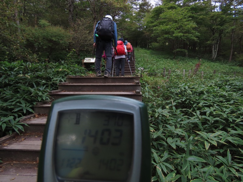 霧降高原　丸山