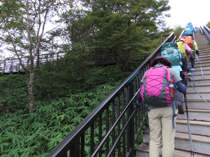 霧降高原　丸山