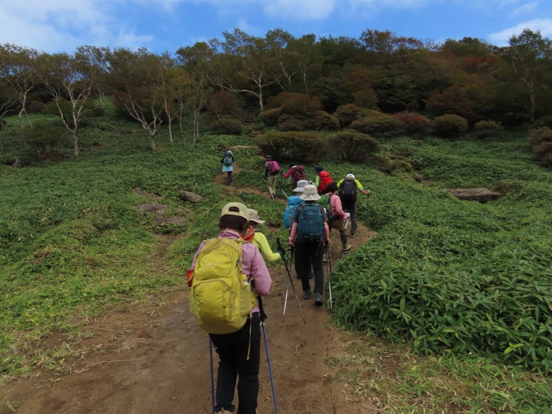 霧降高原　丸山