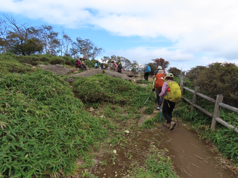 霧降高原　丸山