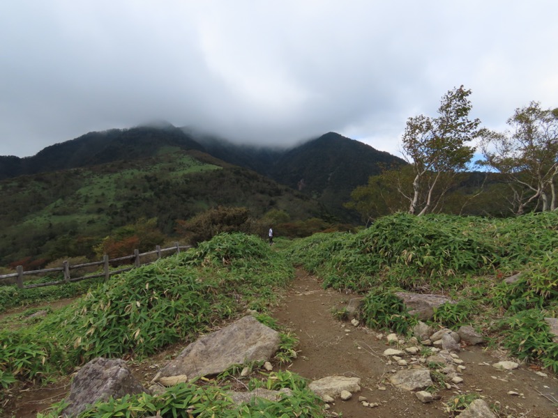 霧降高原　丸山