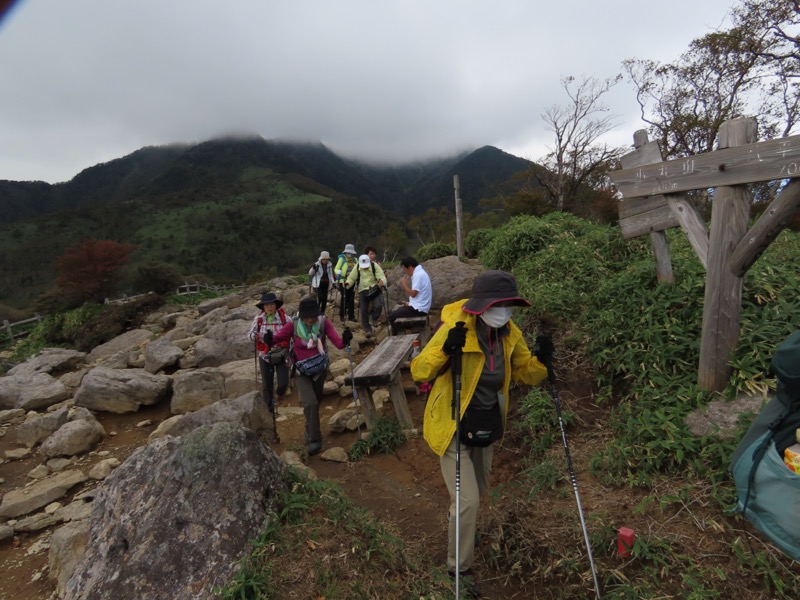 霧降高原　丸山