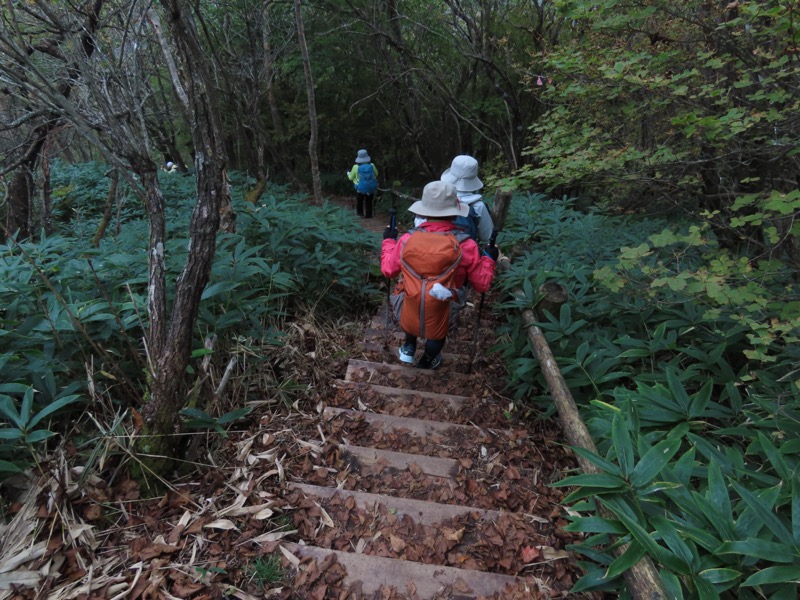 霧降高原　丸山