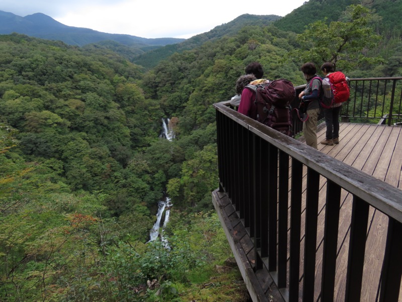 霧降高原　丸山