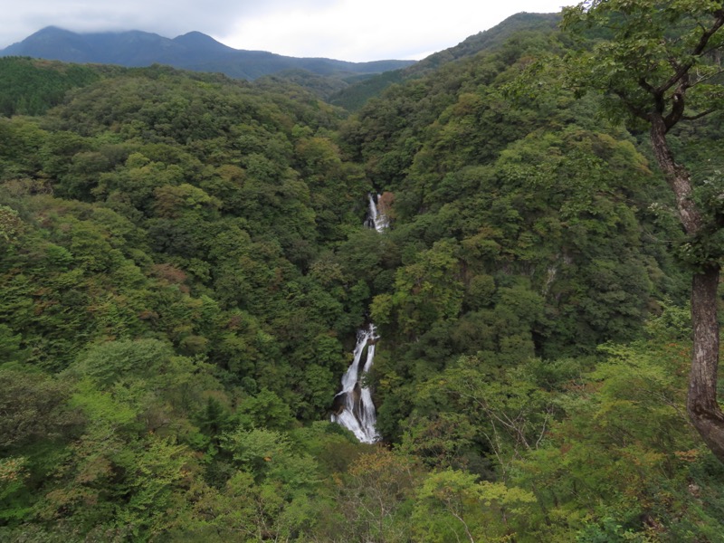 霧降高原　丸山