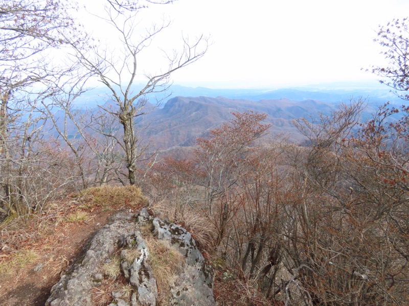 鼻曲山