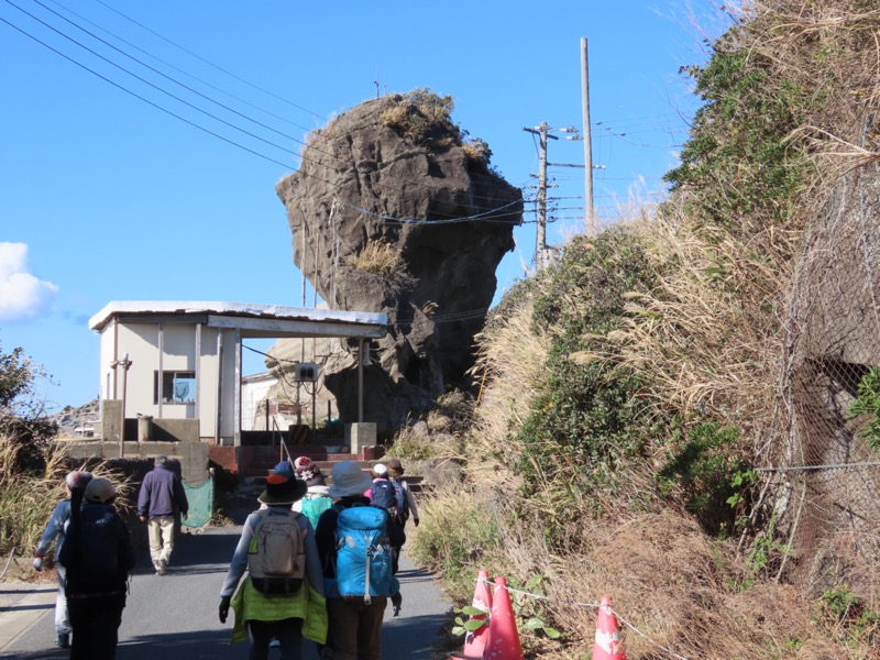 大黒山、鋸山、日本寺