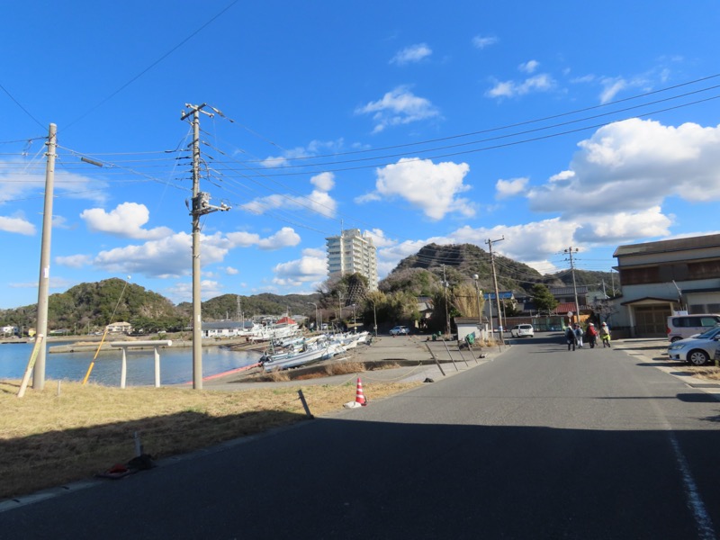 大黒山、鋸山、日本寺