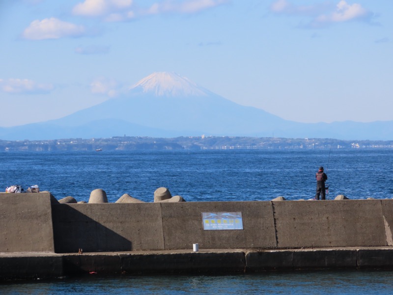 大黒山、鋸山、日本寺