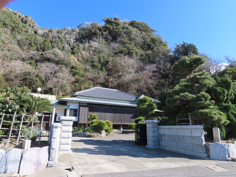 大黒山、鋸山、日本寺