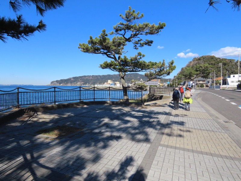 大黒山、鋸山、日本寺