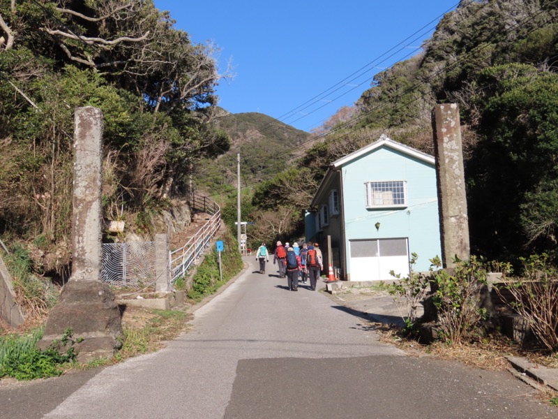 大黒山、鋸山、日本寺