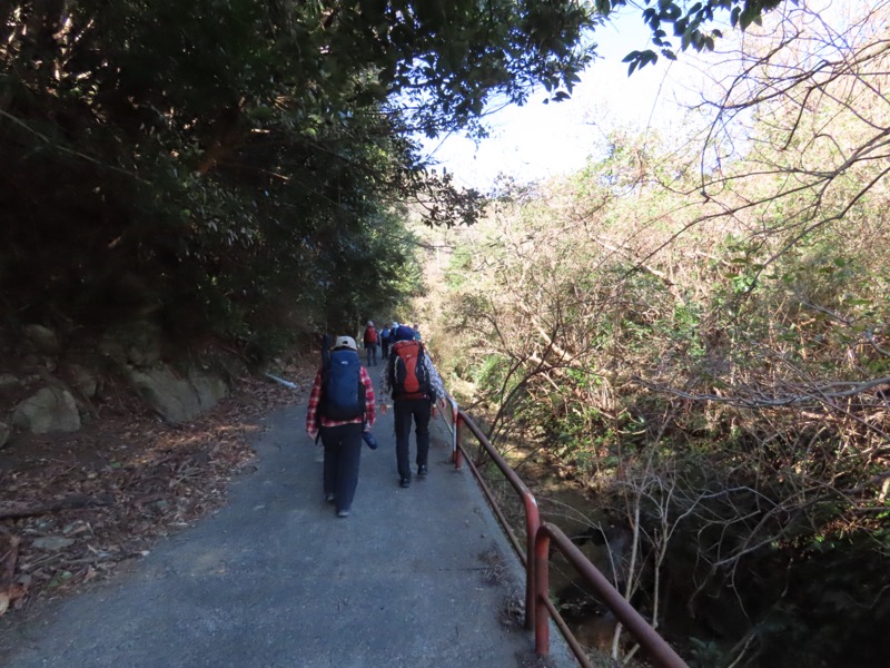 大黒山、鋸山、日本寺