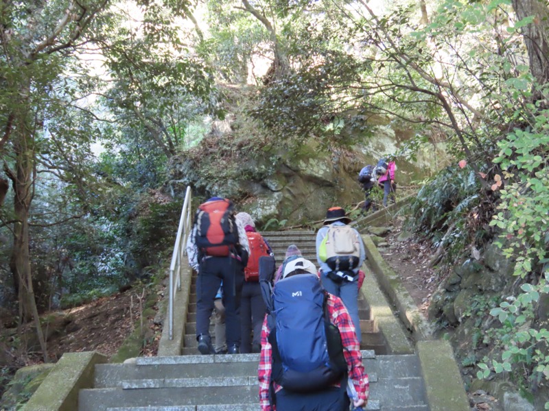 大黒山、鋸山、日本寺