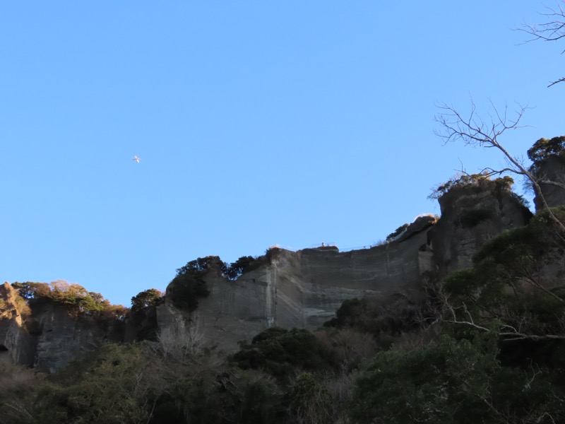 大黒山、鋸山、日本寺