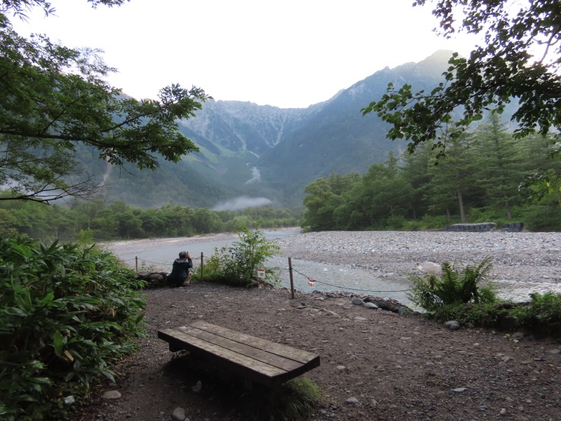 蝶ヶ岳、上高地右岸歩道