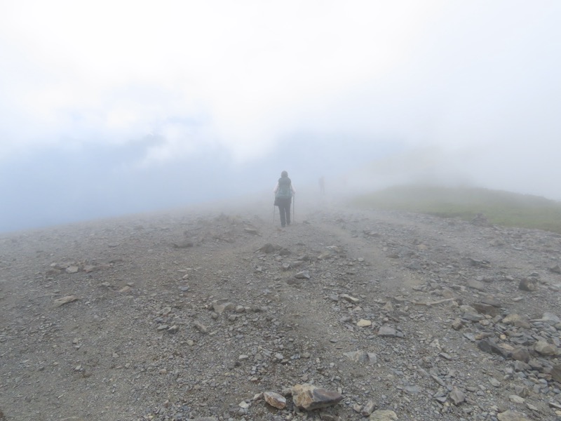 蝶ヶ岳、上高地右岸歩道