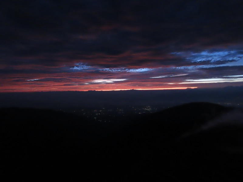 蝶ヶ岳、上高地右岸歩道