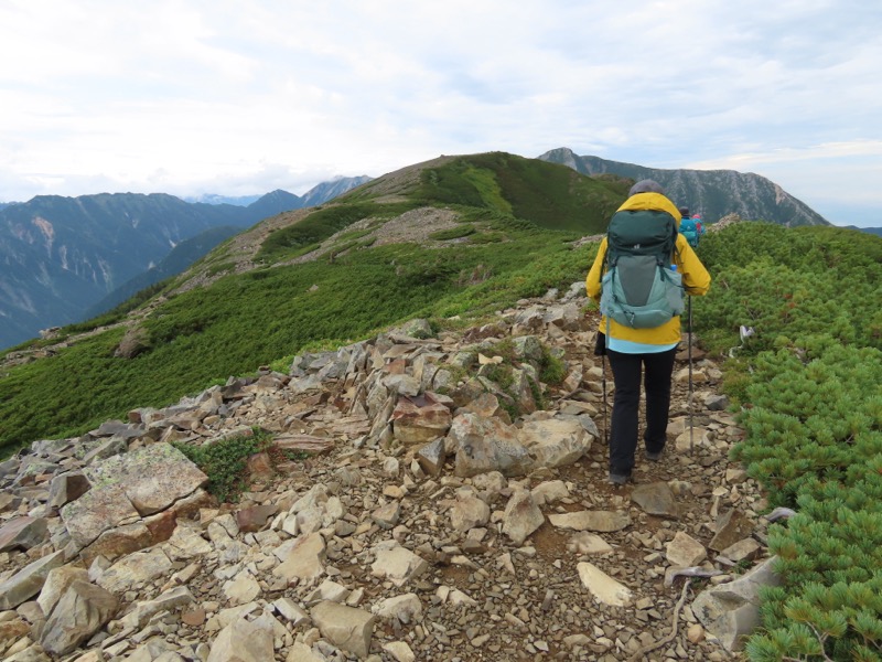 蝶ヶ岳、上高地右岸歩道