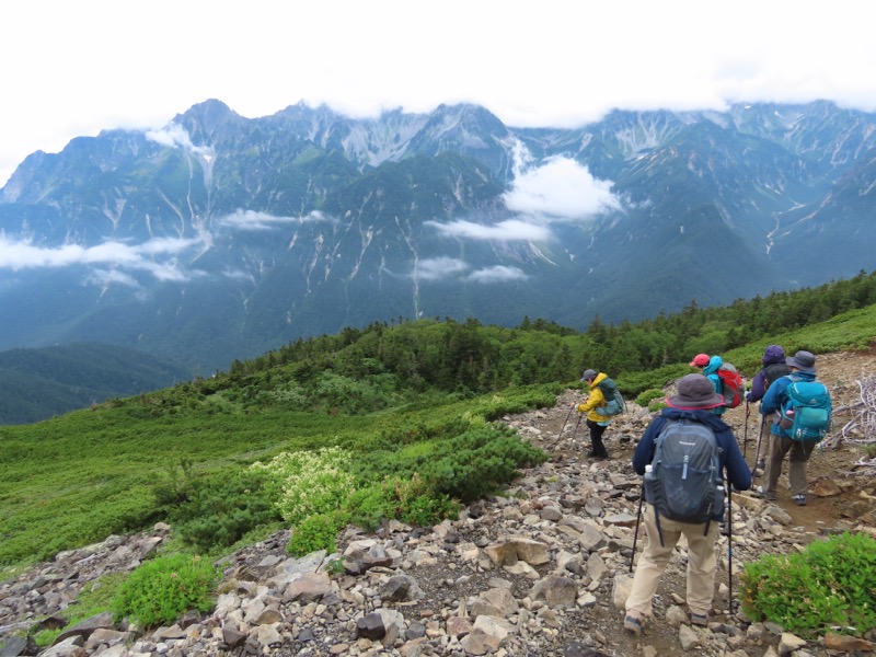 蝶ヶ岳、上高地右岸歩道