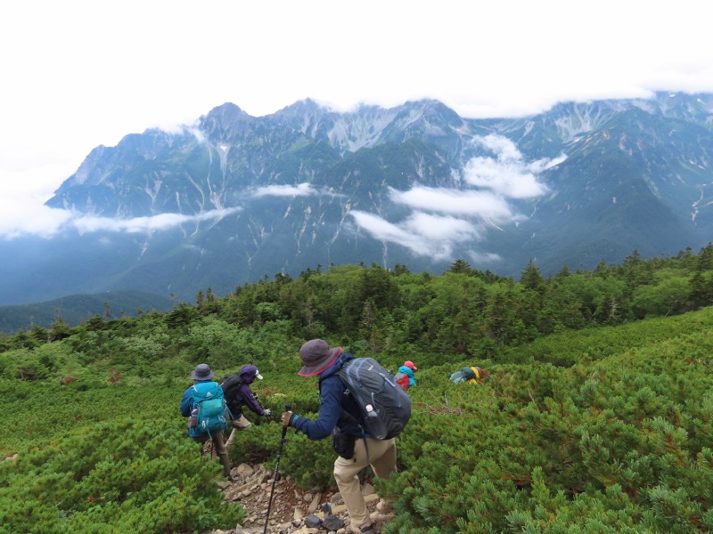 蝶ヶ岳、上高地右岸歩道