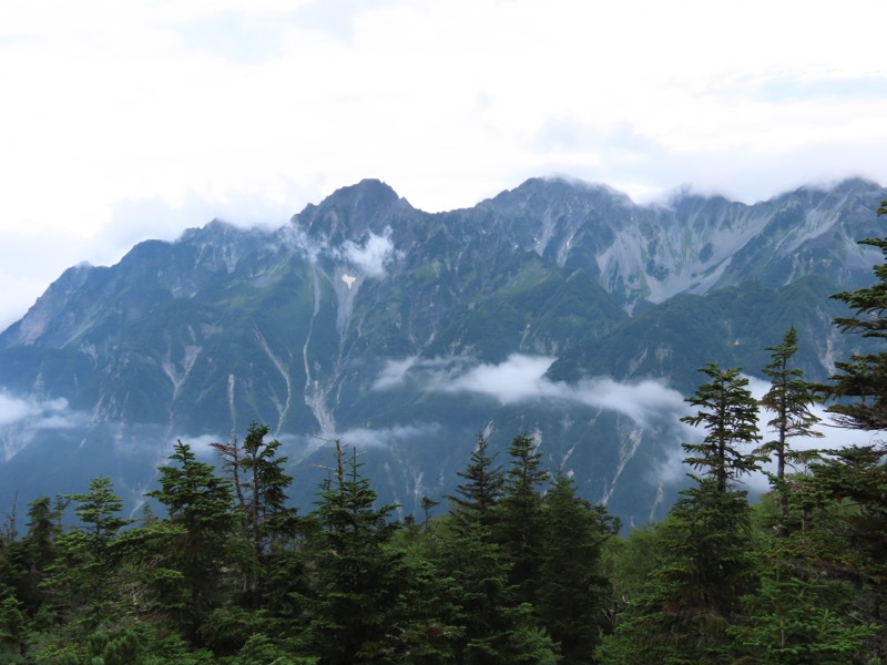蝶ヶ岳、上高地右岸歩道